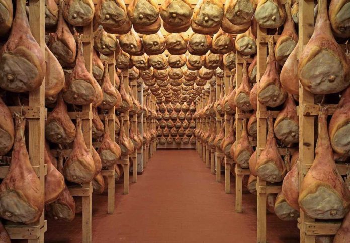 Prosciutto-San-Daniele-stagionatura