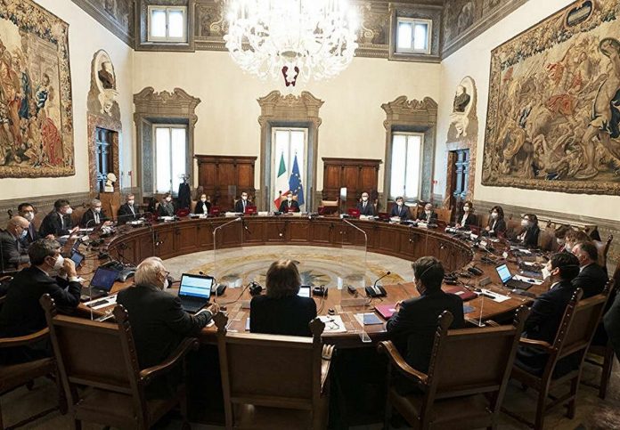 Approvato il Decreto con misure di rafforzamento del Green Pass Approvato il Decreto con misure di rafforzamento del Green Pass
