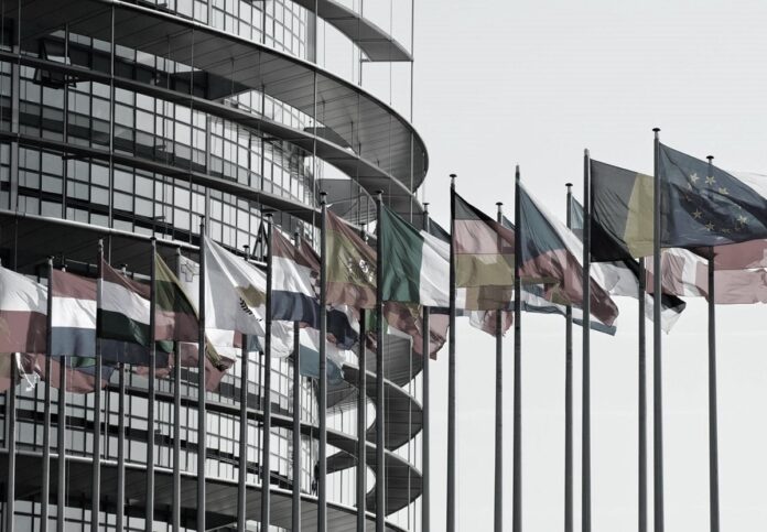 Relazione Commissione UE su attuazione e applicazione accordi commerciali Relazione Commissione UE su attuazione e applicazione accordi commerciali